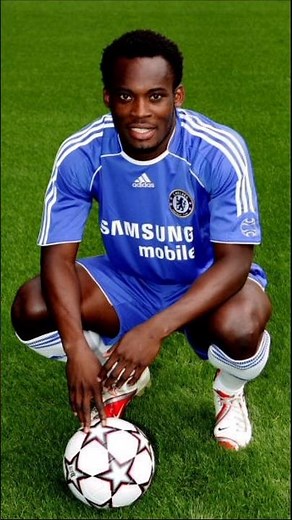 MICHAEL ESSIEN 🇬🇭 – GOAL VS ARSENAL (2006)