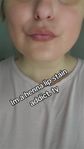 Lip Stain Tutorial with Ari Kytsya