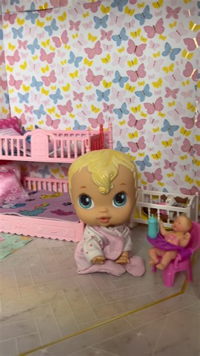 Doll house tour 🏡 #shorts #babydoll #babyalive