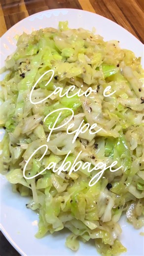 Delicious Cacio e Pepe Cabbage Recipe