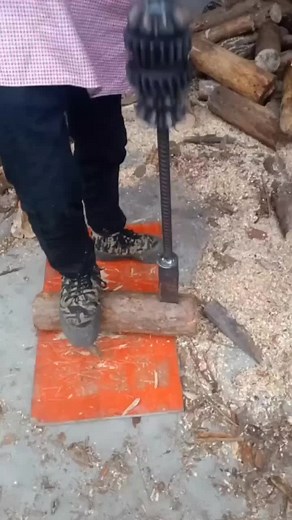 Satisfying Log Splitting Machine in Action