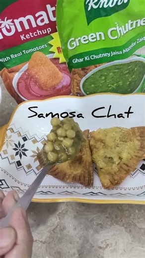 Samosa Chat #samosachaat #snacksrecipe #eveningsnacks #samosa #youtubeshorts #recipe