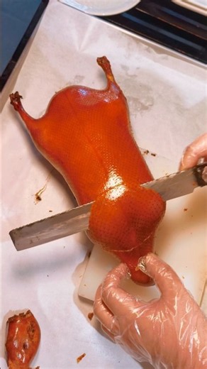 Satisfying Peking Duck Carving – You Need to See This! 🤤 #shorts