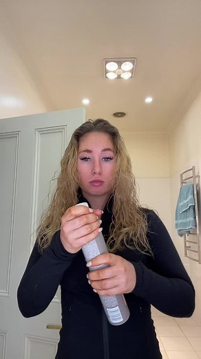 @acquiredstyle taught me how to do my blow out. Rollers brand is @Luxy Hair #hair #blowdry