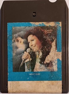 Loretta Lynn - I Remember Patsy