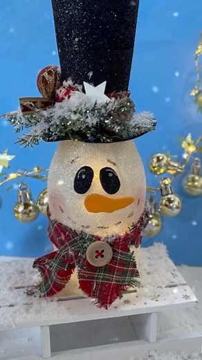 244K views · 1.9K reactions | Prende una bottiglia e realizza una decorazione meravigliosa  #fblifestyle | Creativemamy Only Christmas | Facebook