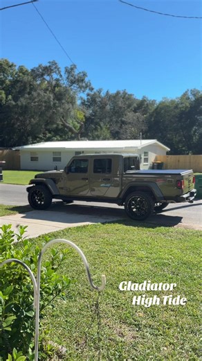 The jeep. #jepp #jeeplife #jeep gladiator high tide / Marea Alta