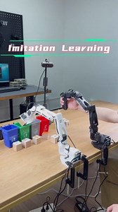 AI Robotic Arm Kit Hiwonder SO-ARM101 Embodied Imitation Learning Open Source 6-Axis Robot Arm 12 High-Torque Bus Servo Motors AI Vision Recognition (Starter Kit, Included 3D Printed Parts, Assembled)