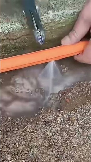 Closing pipe hole with precise tap threading #shorts