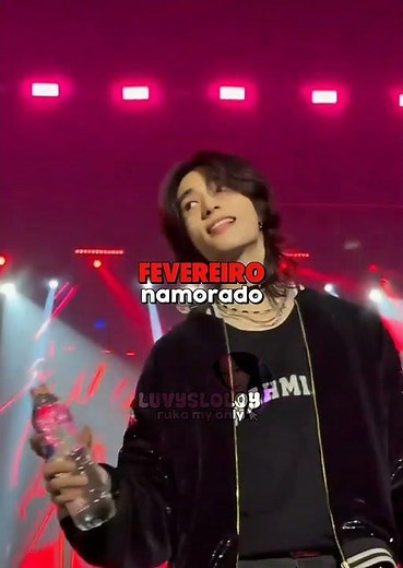 Título no vídeo ( bati 1000 subs 😭👆🏻 ) #hyunjin #straykids #vaiprafycaramba #fypシ#desflopacomu #kpop