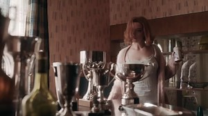 502K views · 10K reactions | Prohibido olvidar el Baile de Beth Harmon♟❣ | Books05 | Facebook