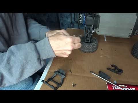 traxxas Rustler VXL TR6777 Install Wheelie Bar