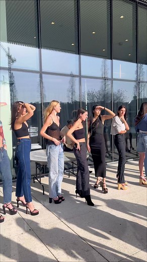 Naeem Khan Fashion Show 2023 #runway #runwaymodels #fyp #models #modeling #modellife #backstage #naeemkhan