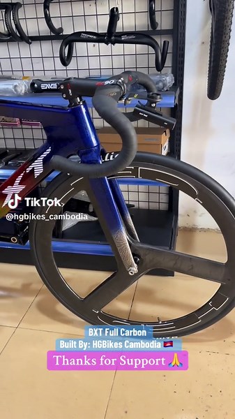 Built by: #HGBikesCambodia 🇰🇭 The BXT Full Carbon