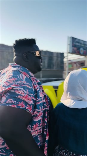 برلمان جلابية: أرقى أنواع الأقمشة في بورتسودان