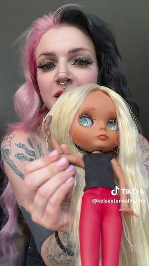 Custom Blythe Buffy Grand Reveal — OOAK Buffy Doll