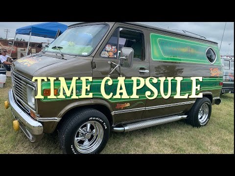 1975 Custom G10 Chevy Van. " TIME CAPSULE " Winner of the Zeitgeist Award.