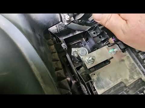 Chevrolet trailblazer battery replacement