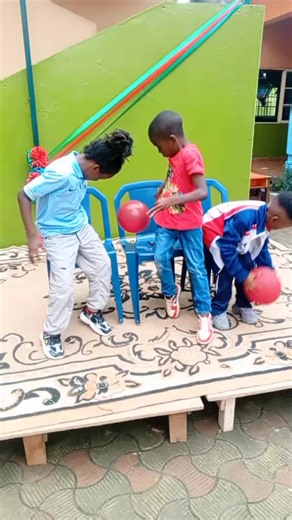 #PopTheBalloon#BalloonPop#KidsVsBalloons#BalloonChallenge#SittingPop