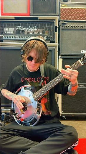 #Metalheads will know!😈Name this riff❓#heavymetal #ozzy #ozzfest #guitar #zakkwylde #metalmusic