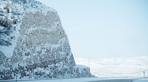 Bus Crash in Wyoming Snowstorm Injures 11 Farm Workers