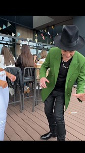 Floating cigarette | Julien Magic