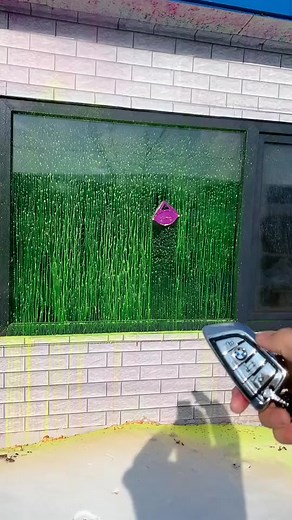 Ever wondered how you can easily clean both sides of a window at once? #magnetic #windowcleaning #magneticwindowcleaner #easycleaningtips #easycleaning #squeakyclean