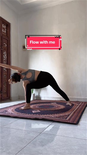 Yoga Flow: Experience Serenity with Vinyasa