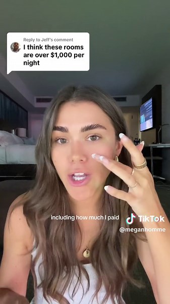 Exploring the Baseball-Themed Hotel Room in Toronto