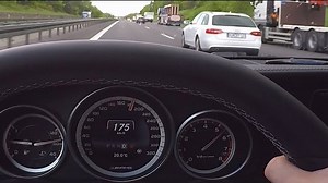 Mercedes E63 AMG S Onboard | Autobahn Acceleration & 250 km/h Kickdown