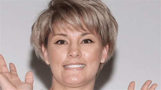 ステージ3Aの乳がんで右胸全摘した梅宮アンナ(53) 夫と訪れたモルディブでの水着姿を披露 - ABEMAエンタメ - 話題のSNS (ニュース) | 無料動画・見逃し配信を見るなら | ABEMA
