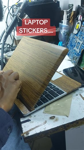 Get Custom Laptop Stickers from Linn's Computers