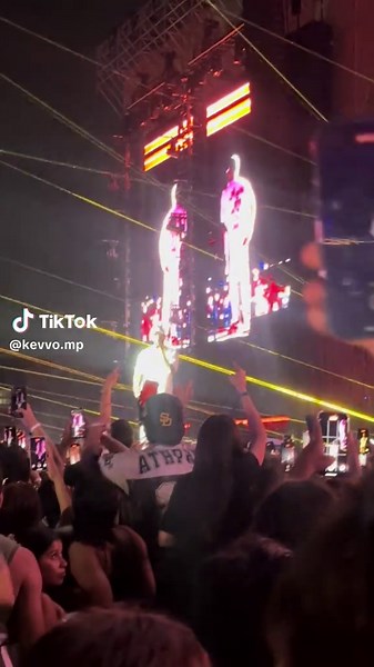 #anuelaa #fundidora #dalemixx🔥 #concierto #anuel