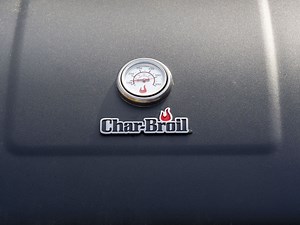 Char-Broil Classic 6-Burner Gas Grill Review: The Basics