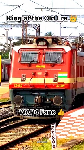 The Diesel King 👑 | WDP-4 King of the old era 😎 #shorts #IndianRailways
