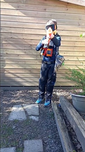 Nerf Fortnite 6-SH Hammer Primed Revolver Firing Demo- Ergonomic Luxury!