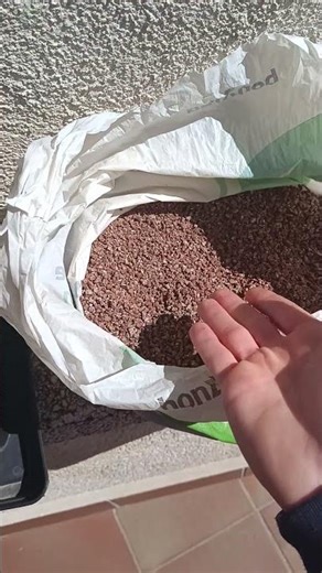 Biopellets orgànics; una manera molt còmode d'alimentar la terra