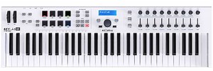 Arturia 'KeyLab Essential', série de claviers de commande