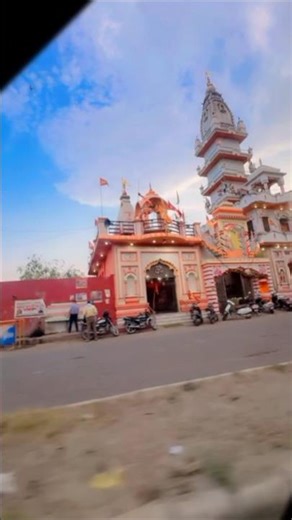 bann m rhya kru #viral #mandir #trending