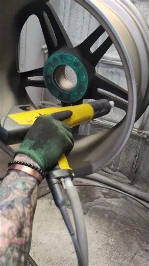 Gold flecks in Clear Coat Part 1