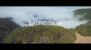 🍃 Sabia que a floresta Laurissilva ocupa mais de 15 mil hectares da ilha da Madeira? Antiga como os tempos, Laurissilva é nome de floresta mágica, com árvores gigantes e animais que não se encontram em nenhuma outra parte do mundo. A Laurissilva madeirense é uma densa e rara mancha verde, reconhecida como património da Humanidade em 1999. Um tesouro só nosso. | RTP Madeira
