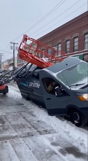 Construction Scissor Lift Collapses Onto Parked Amazon Van ❄️🚚