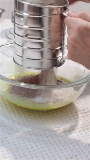 Easy classic brownies recipe #shorts