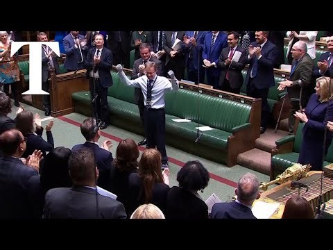 Tory MP Craig Mackinlay gets standing ovation in Commons after sepsis