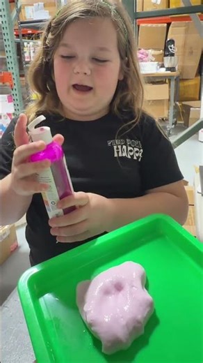 Making slime at my mom’s work!!!