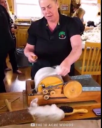 Turning sheep and alpaca wool into yarn! | MetDaan DIY