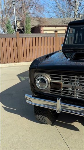 1972 Ford Bronco - Powered by a 331 Stroker!