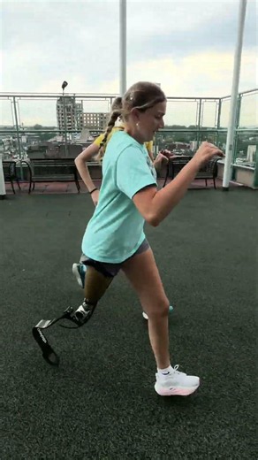 Sarah Learns to Run in One Year at Shriners Philly 👏