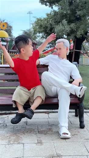 ANH 10 ĐẠI BÀNG - You can't hide from me #comedy #funny #instantregret #shorts #anh10daibang