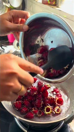 Roselle Jam Recipe | Homemade Hibiscus Jam | Easy & Natural #roselle #jamrecipe #homemade #seasonal